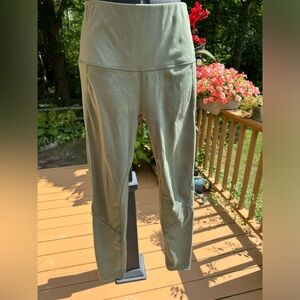 Small ladies MTA sport leggings.